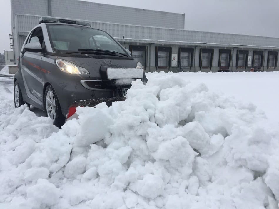 Schneepflug aus Stahl oder Polycarbonat? Der ehrliche Vergleich für den Winterdienst